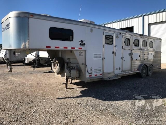 Bumper pull horse trailers for sale near me